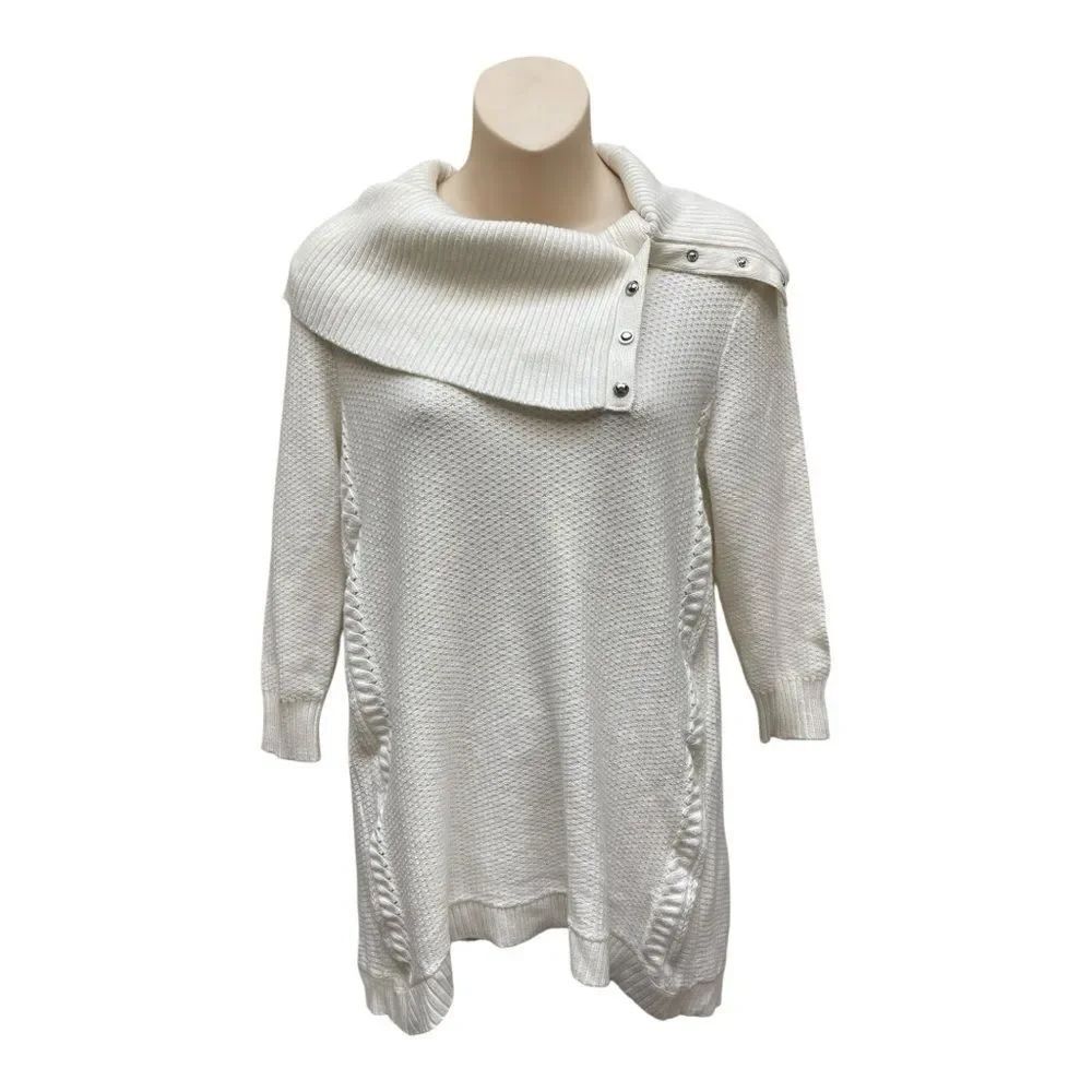 White House Black Market Elegant Off White Sweater Button Detail Size M Classic